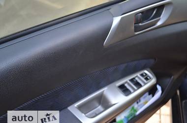 Внедорожник / Кроссовер Subaru Forester 2008 в 