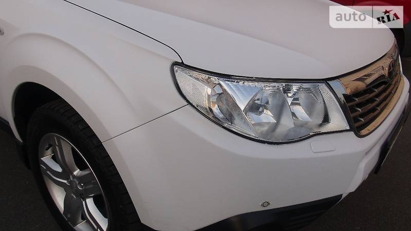 Позашляховик / Кросовер Subaru Forester 2008 в Києві