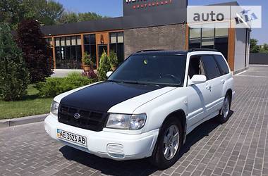 Внедорожник / Кроссовер Subaru Forester 1999 в Киеве