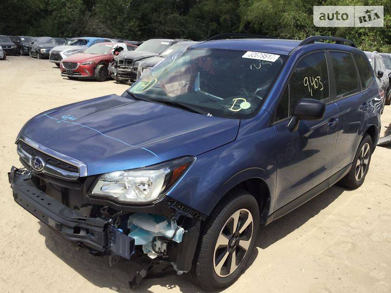 Subaru Forester 2017 року
