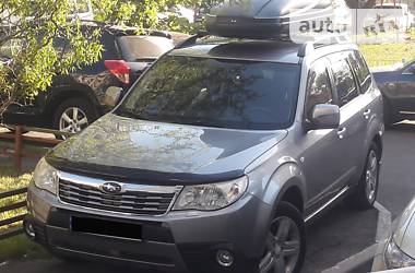 Позашляховик / Кросовер Subaru Forester 2009 в Києві