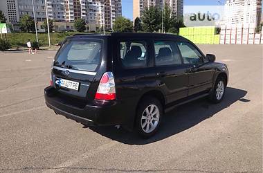 Универсал Subaru Forester 2006 в Киеве