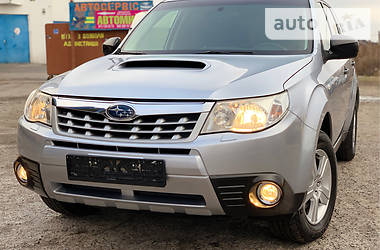 Внедорожник / Кроссовер Subaru Forester 2013 в Ровно