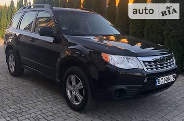 Внедорожник / Кроссовер Subaru Forester 2013 в Львове