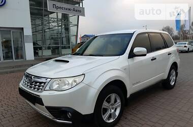 Внедорожник / Кроссовер Subaru Forester 2011 в Хмельницком