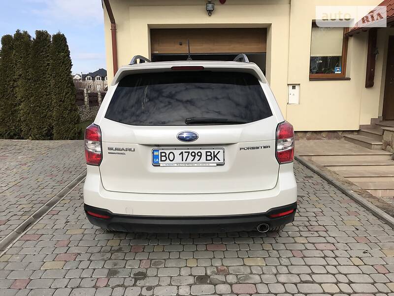 Позашляховик / Кросовер Subaru Forester 2014 в Тернополі