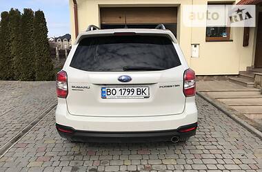 Позашляховик / Кросовер Subaru Forester 2014 в 