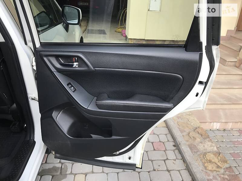Позашляховик / Кросовер Subaru Forester 2014 в Тернополі