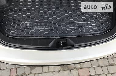 Позашляховик / Кросовер Subaru Forester 2014 в 