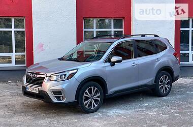 Позашляховик / Кросовер Subaru Forester 2018 в 