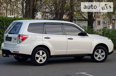 Внедорожник / Кроссовер Subaru Forester 2010 в Одессе