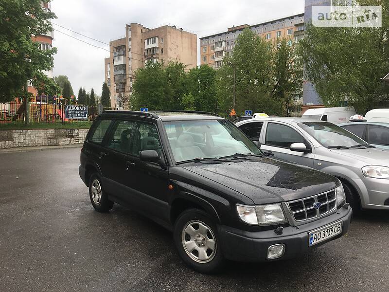 Універсал Subaru Forester 1998 в 