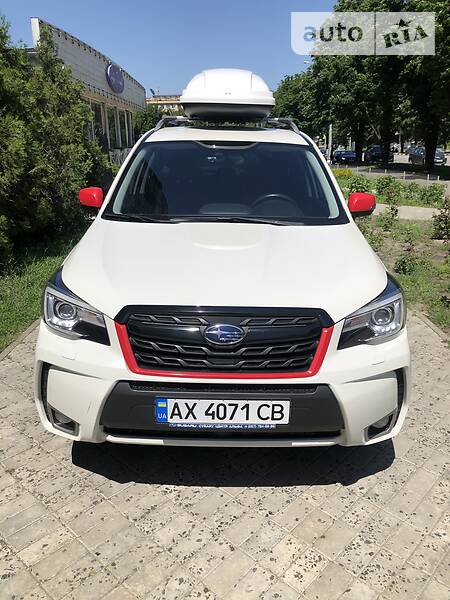 Позашляховик / Кросовер Subaru Forester 2016 в Харкові