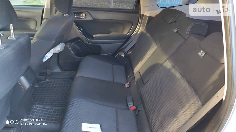 Позашляховик / Кросовер Subaru Forester 2014 в Покровську