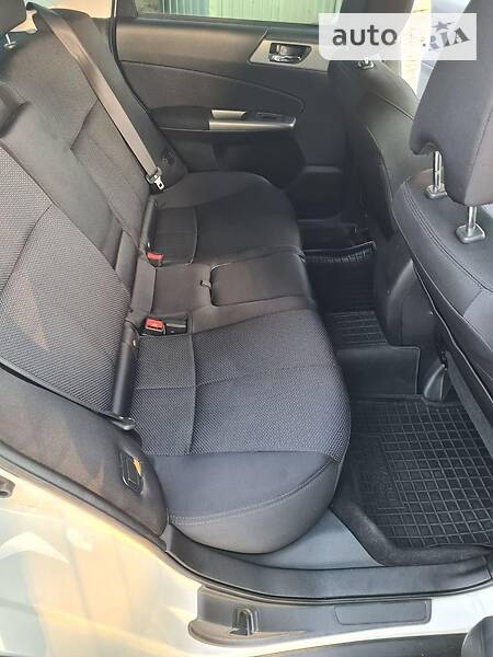 Позашляховик / Кросовер Subaru Forester 2011 в Дніпрі