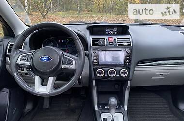 Внедорожник / Кроссовер Subaru Forester 2016 в Киеве