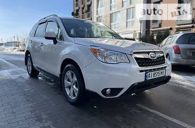 Позашляховик / Кросовер Subaru Forester 2014 в Києві