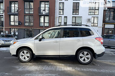 Внедорожник / Кроссовер Subaru Forester 2014 в Киеве