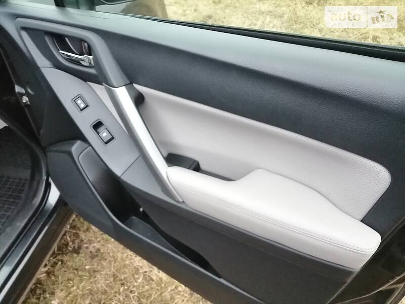 Внедорожник / Кроссовер Subaru Forester 2014 в Харькове