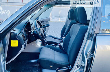 Внедорожник / Кроссовер Subaru Forester 2008 в 