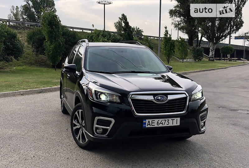 Внедорожник / Кроссовер Subaru Forester 2019 в 