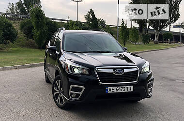 Внедорожник / Кроссовер Subaru Forester 2019 в 