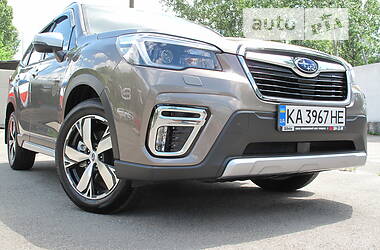 Внедорожник / Кроссовер Subaru Forester 2021 в Киеве