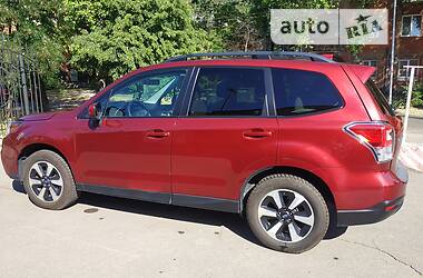 Внедорожник / Кроссовер Subaru Forester 2016 в Запорожье