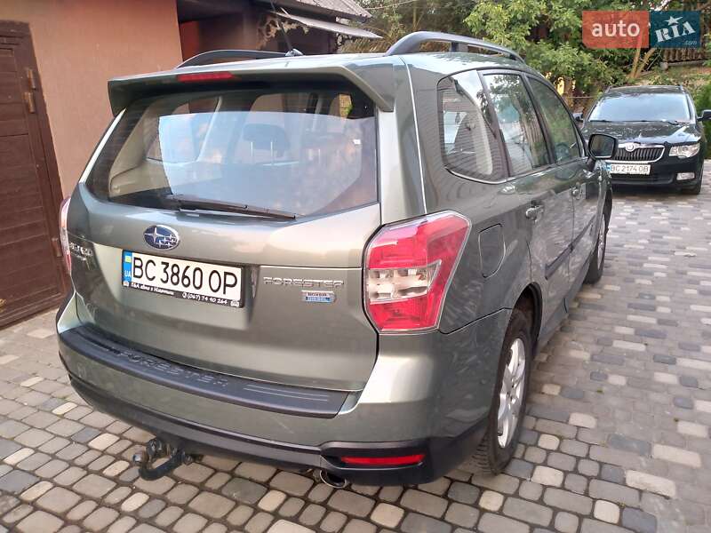 Внедорожник / Кроссовер Subaru Forester 2013 в Ходорове