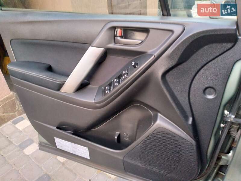 Внедорожник / Кроссовер Subaru Forester 2013 в Ходорове
