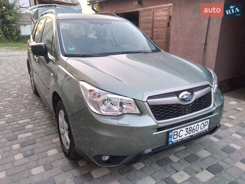 Внедорожник / Кроссовер Subaru Forester 2013 в Ходорове