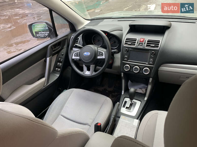 Внедорожник / Кроссовер Subaru Forester 2017 в Полтаве