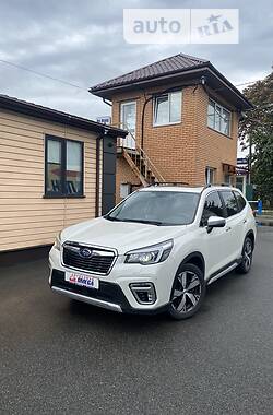 Позашляховик / Кросовер Subaru Forester 2020 в Києві