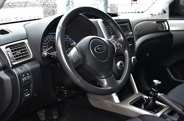 Внедорожник / Кроссовер Subaru Forester 2009 в 