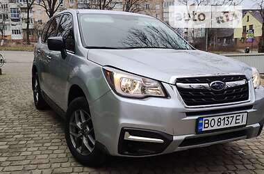 Внедорожник / Кроссовер Subaru Forester 2018 в Залещиках