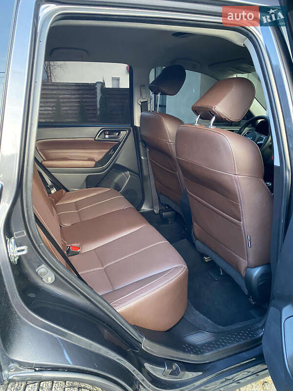 Внедорожник / Кроссовер Subaru Forester 2017 в Тернополе