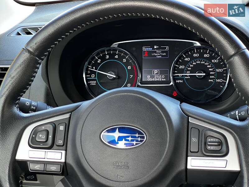 Внедорожник / Кроссовер Subaru Forester 2016 в Днепре