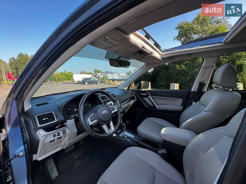 Внедорожник / Кроссовер Subaru Forester 2016 в Днепре