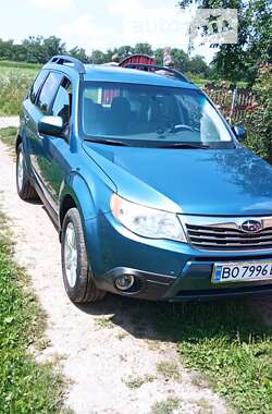 Позашляховик / Кросовер Subaru Forester 2010 в Бережанах