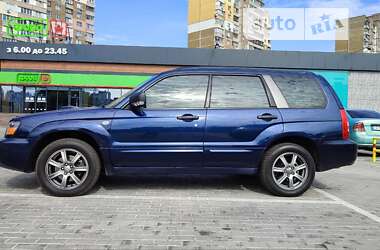 Позашляховик / Кросовер Subaru Forester 2004 в Києві