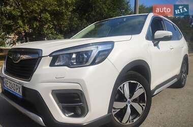 Внедорожник / Кроссовер Subaru Forester 2018 в 