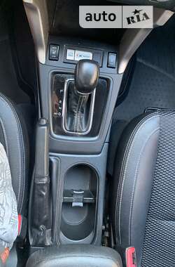 Позашляховик / Кросовер Subaru Forester 2013 в 