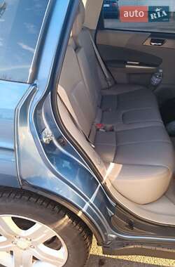 Внедорожник / Кроссовер Subaru Forester 2010 в Днепре