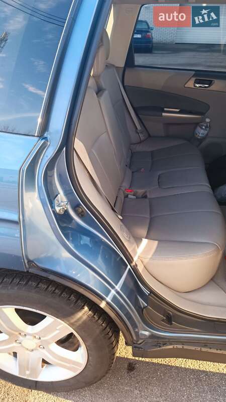 Внедорожник / Кроссовер Subaru Forester 2010 в Днепре