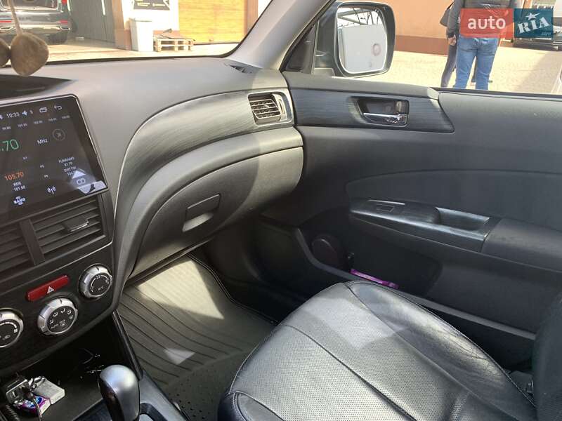 Позашляховик / Кросовер Subaru Forester 2008 в Львові
