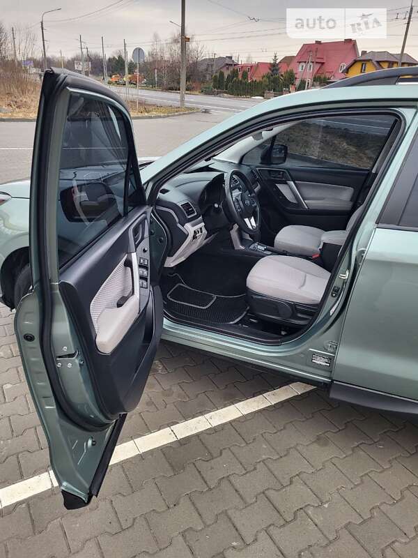 Внедорожник / Кроссовер Subaru Forester 2017 в Луцке фото 12 Внедорожник / Кроссовер Subaru Forester 2017 в Луцке
