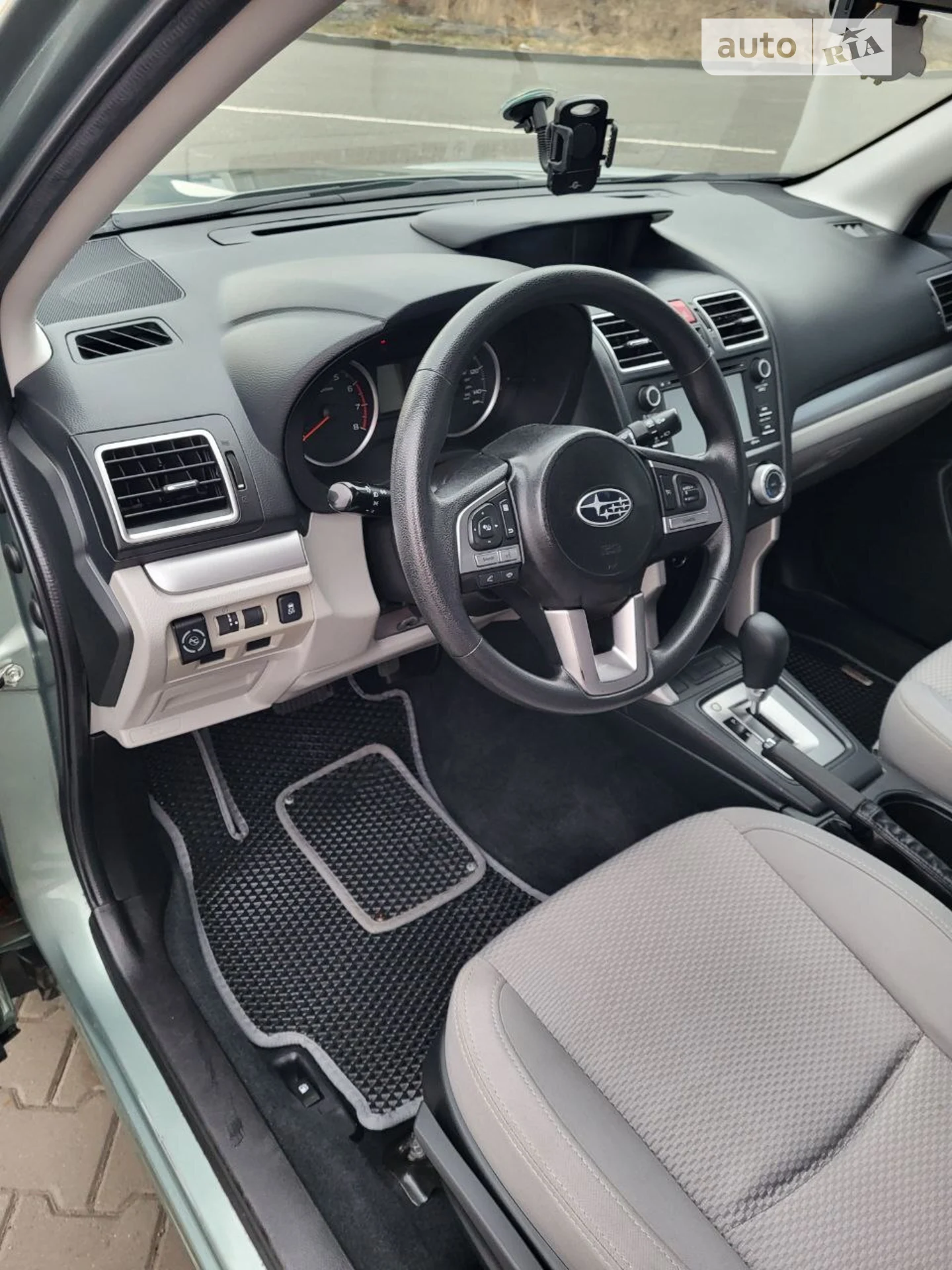 2017 Subaru Forester - мініатюра 13