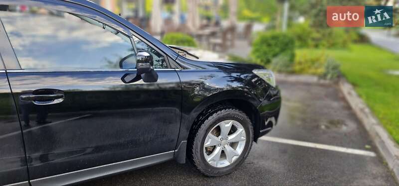 Внедорожник / Кроссовер Subaru Forester 2013 в Днепре