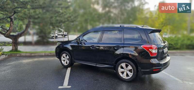 Внедорожник / Кроссовер Subaru Forester 2013 в Днепре