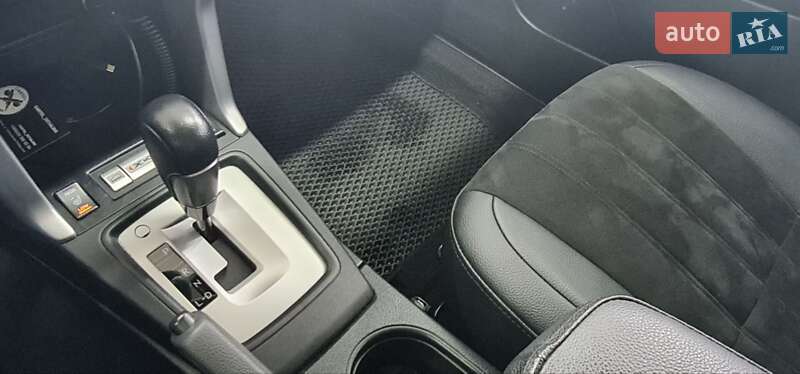 Внедорожник / Кроссовер Subaru Forester 2013 в Днепре